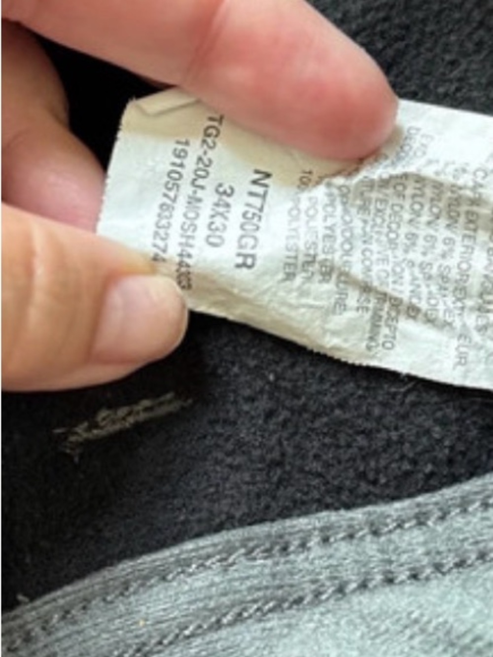 Wrangler Men's Chinos Dark Gray Back-Pocket Detail - Picture 5 of 5